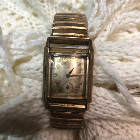 Vintage Mens Gruen Wrist Square Gold Tone Watch - Doesn't Run, For Parts - Picture 2 of 13